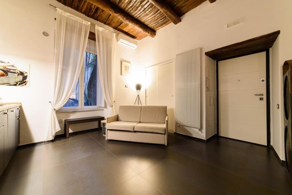 Duomo - Wifi + Netflix Incantevole Appartamento
